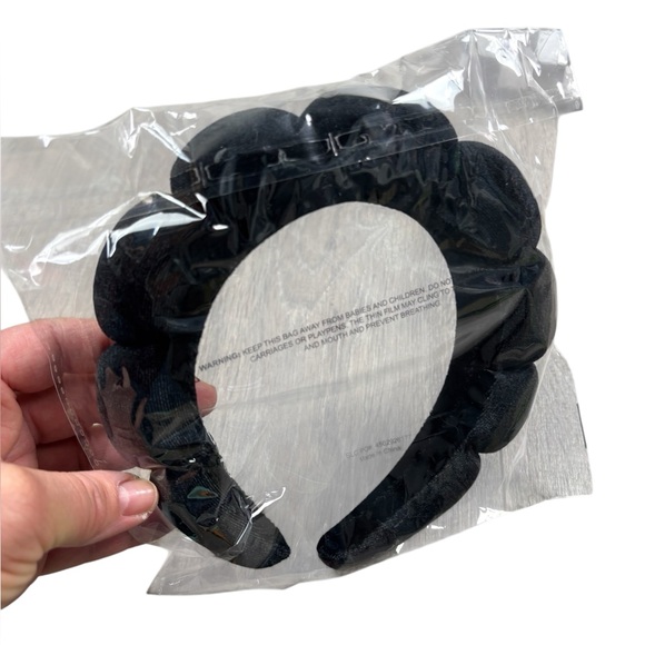 New AVEDA Nutri Plenish Botanical Repair Hair Towel & Headband Bundle - Picture 7 of 11